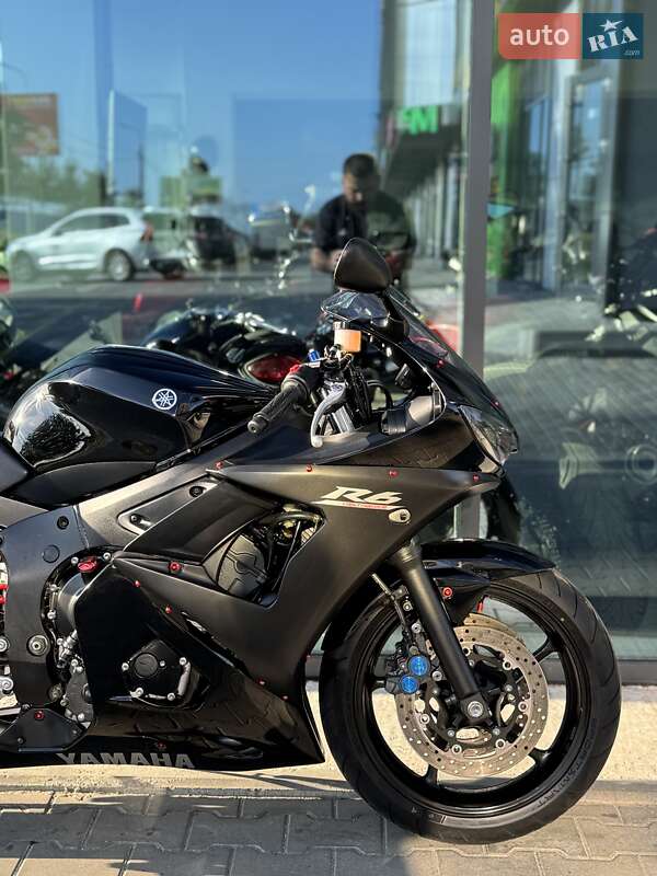 Спортбайк Yamaha YZF R6 2005 в Ровно