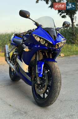 Спортбайк Yamaha YZF R6 2005 в 