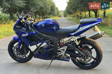 Спортбайк Yamaha YZF R6 2005 в 