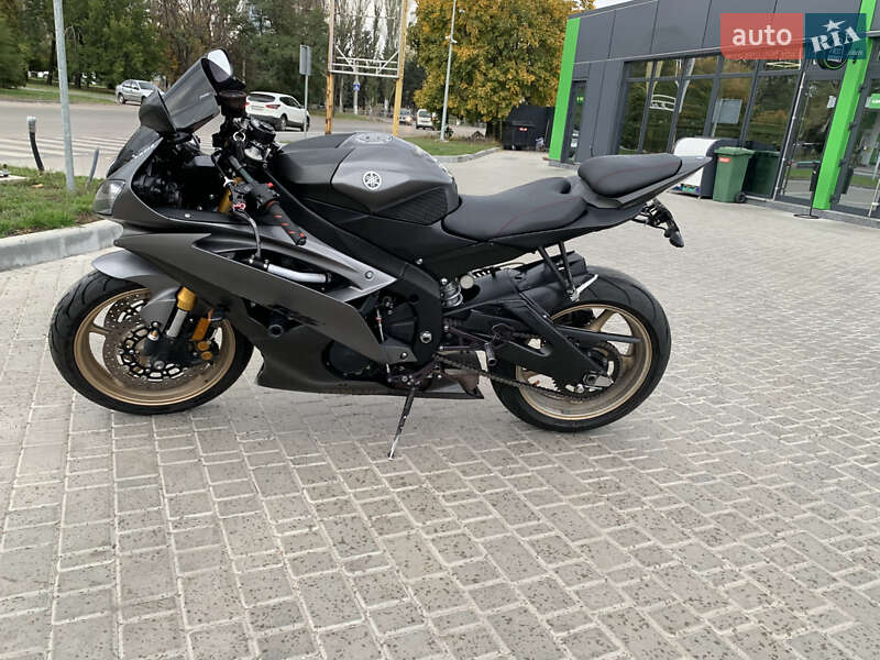 Спортбайк Yamaha YZF R6 2014 в Кропивницькому фото 5 Спортбайк Yamaha YZF R6 2014 в Кропивницькому