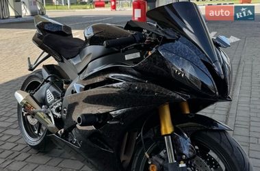 Спортбайк Yamaha YZF R6 2007 в Києві