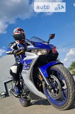 Спортбайк Yamaha YZF 2017 в Киеве