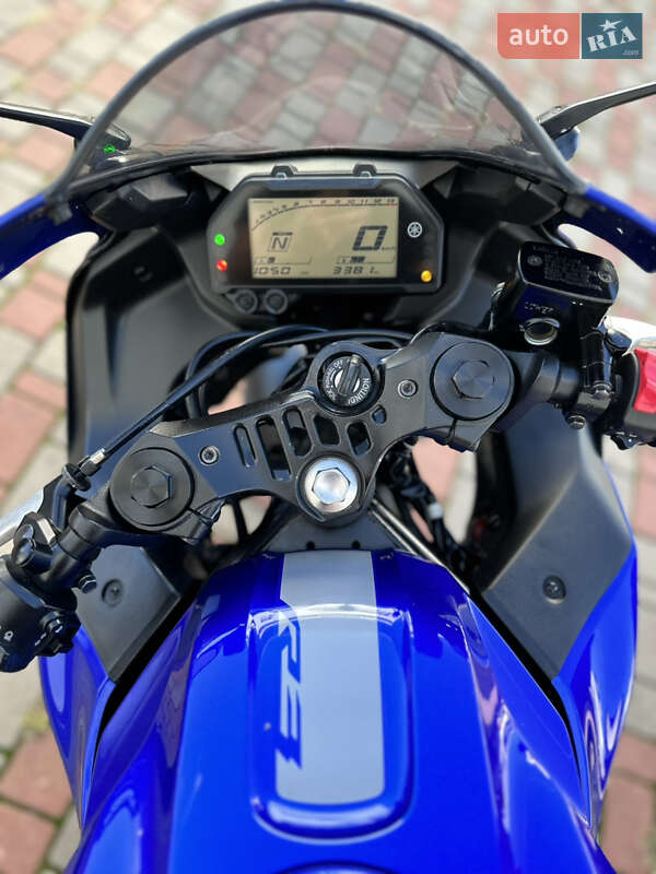 Спортбайк Yamaha YZF 2021 в Одессе