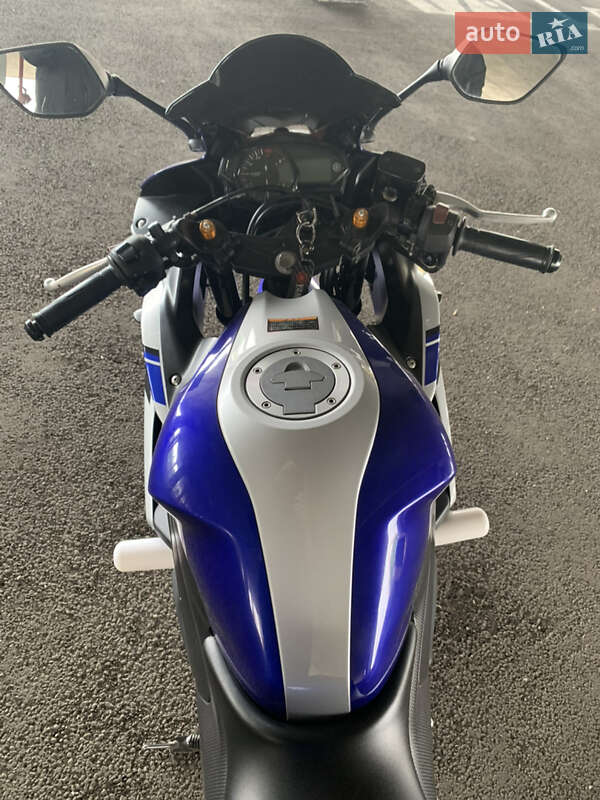 Спортбайк Yamaha YZF 2017 в Харькове