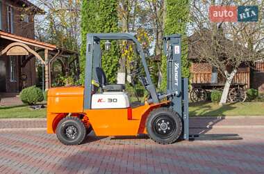 Вилочный погрузчик YANGFT CPCD 30 2023 в 