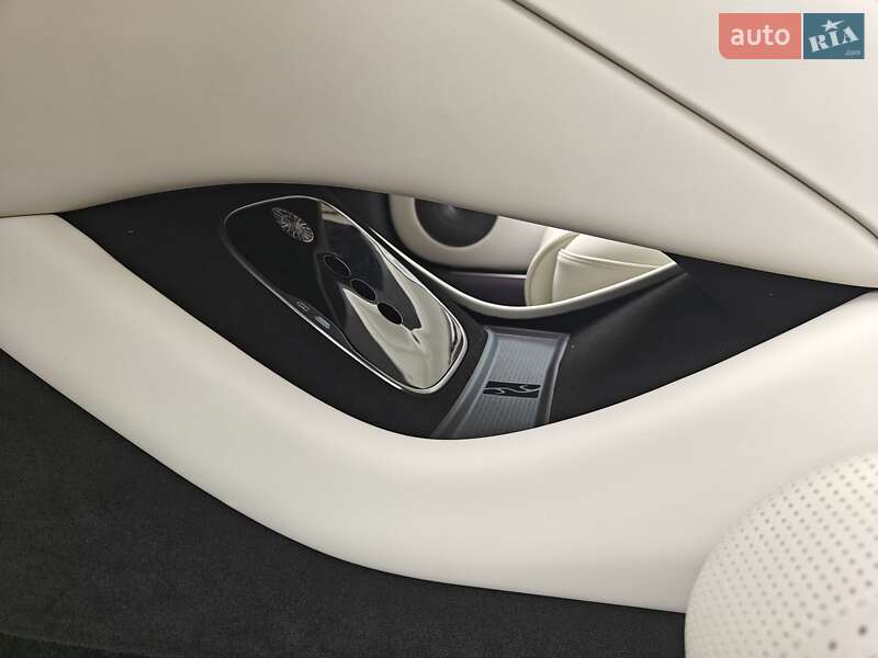 Седан YangWang U7 2025 в Києві