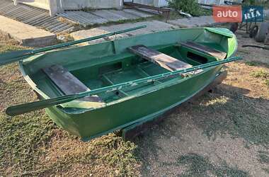 Лодка Язь 320 2001 в 
