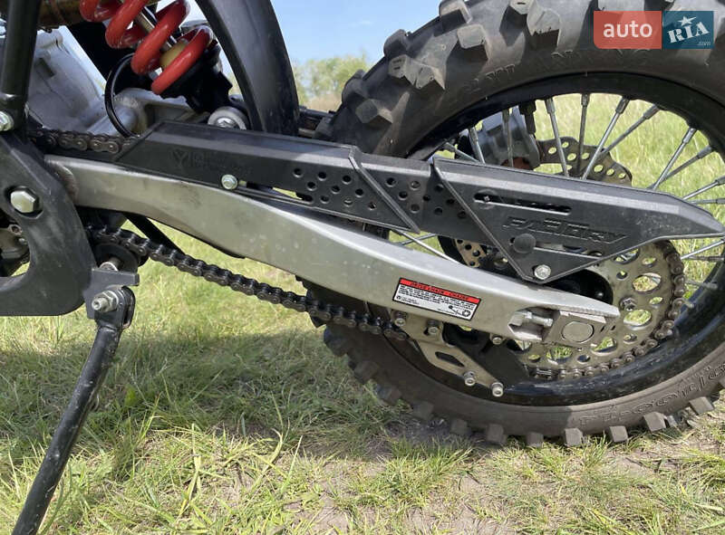 Питбайк YCF Factory SP3 2023 в Черкассах фото 8 Питбайк YCF Factory SP3 2023 в Черкассах