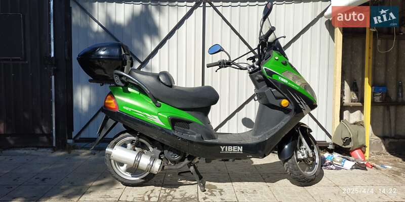 Скутер YiBen 150 2014 в 