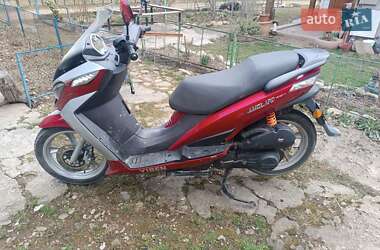 Макси-скутер YiBen YB 150T 2012 в 