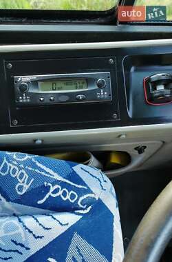 Міський автобус YUTONG 6831 2008 в Києві