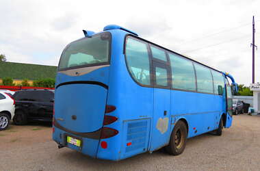 Туристический / Междугородний автобус YUTONG 6831 2007 в Кропивницком