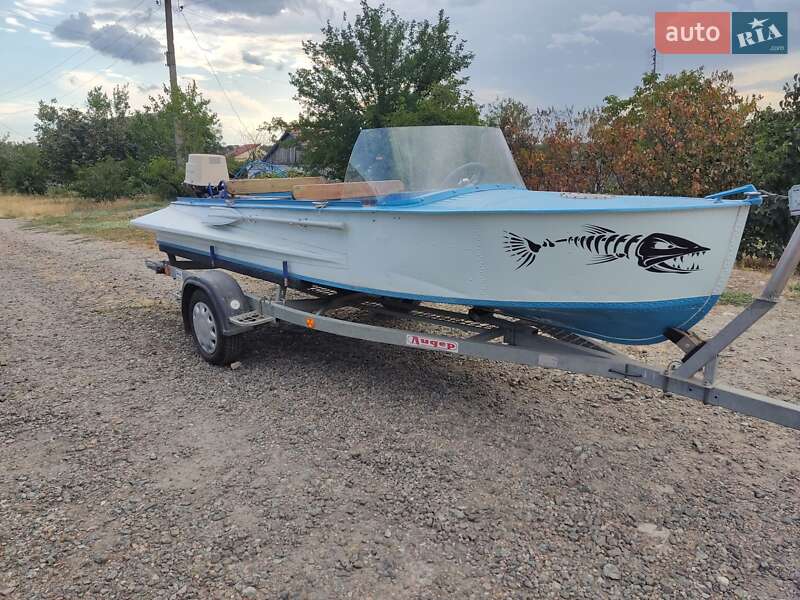 Лодка Южанка 1 1977 в Николаеве фото 8 Лодка Южанка 1 1977 в Николаеве