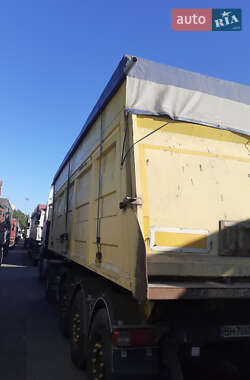 Зерновоз - полуприцеп Zaslaw D 653 2011 в 