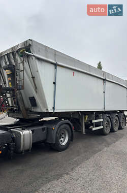 Зерновоз - полуприцеп Zaslaw D 653 2017 в 