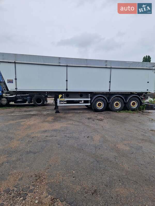 Зерновоз - полуприцеп Zaslaw D 653 2019 в Черкассах