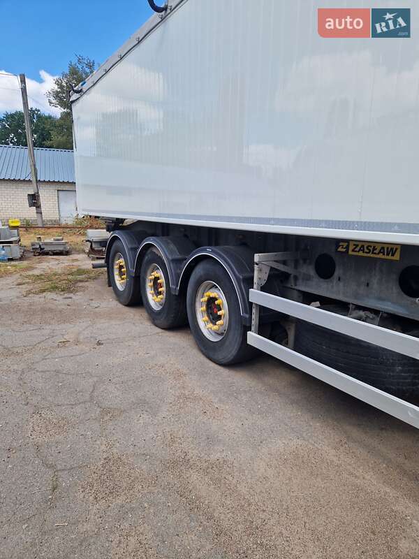 Зерновоз - полуприцеп Zaslaw D 653 2019 в Черкассах