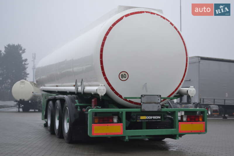 Цистерна Zasta N-36 1998 в Хусте