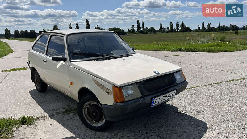 Хэтчбек ЗАЗ 1102 Таврия-Нова 2003 в Березане