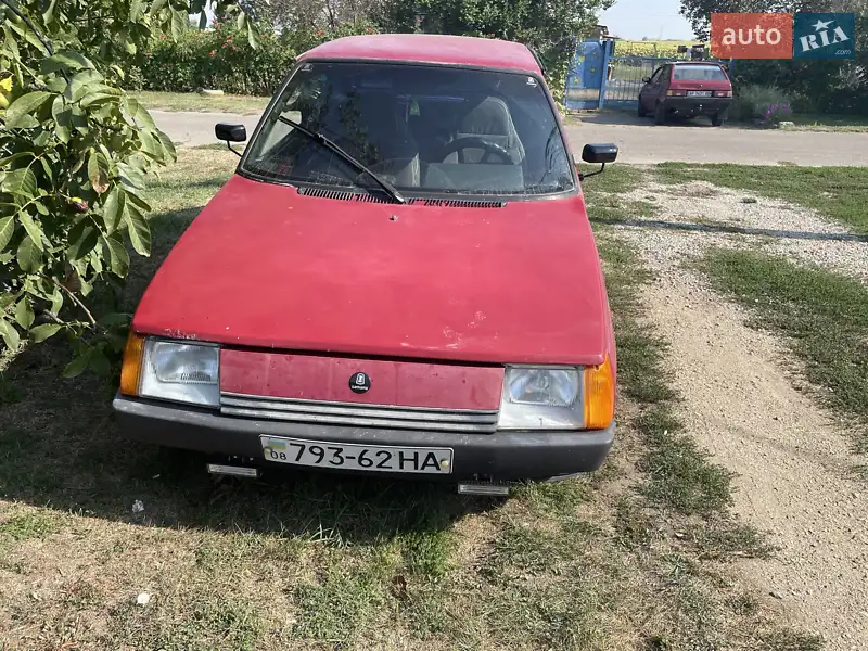 ЗАЗ 1102 Таврія-Нова