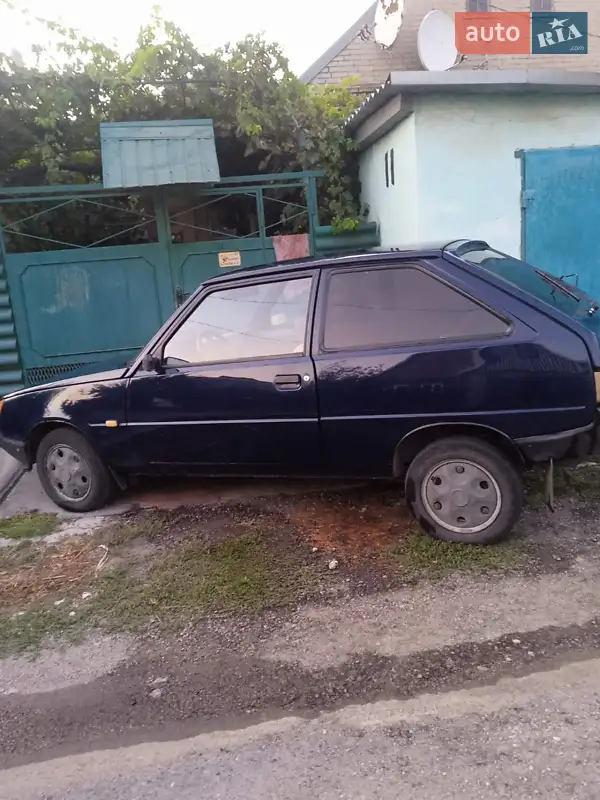 ЗАЗ 1102 Таврія-Нова