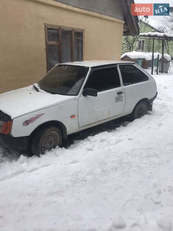 Хэтчбек ЗАЗ 1102 Таврия-Нова 2002 в Старом Самборе