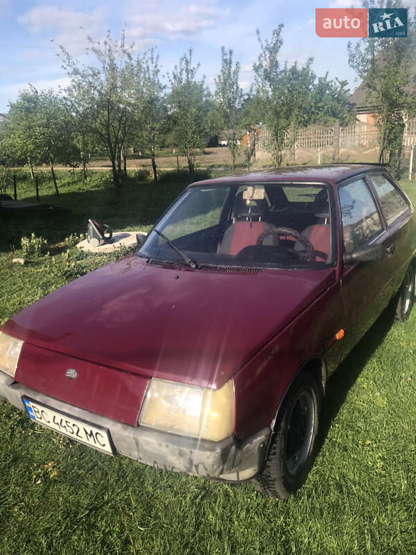 Хэтчбек ЗАЗ 1102 Таврия-Нова 2004 в Самборе