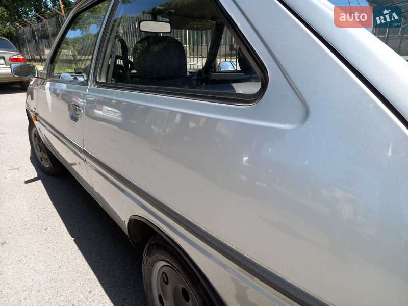 Хетчбек ЗАЗ 1102 Таврія-Нова 2003 в Черкасах