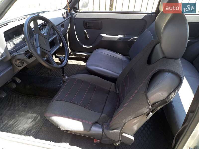 Хетчбек ЗАЗ 1102 Таврія-Нова 2003 в Черкасах