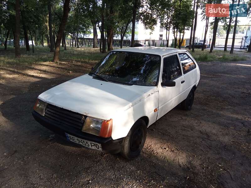 Хетчбек ЗАЗ 1102 Таврія-Нова 1998 в Дніпрі фото 5 Хетчбек ЗАЗ 1102 Таврія-Нова 1998 в Дніпрі