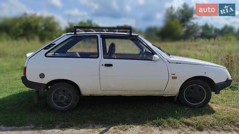 Хэтчбек ЗАЗ 1102 Таврия-Нова 2002 в Ровно фото 3 Хэтчбек ЗАЗ 1102 Таврия-Нова 2002 в Ровно