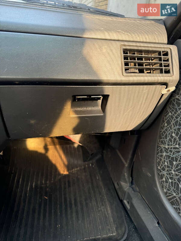 Хэтчбек ЗАЗ 1102 Таврия-Нова 2003 в Киеве фото 13 Хэтчбек ЗАЗ 1102 Таврия-Нова 2003 в Киеве