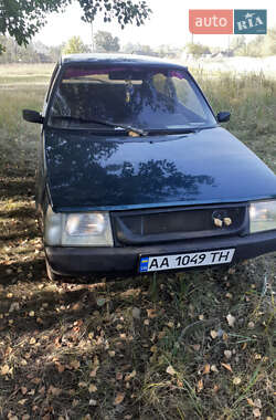 Хэтчбек ЗАЗ 1102 Таврия-Нова 1998 в 