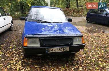 Хэтчбек ЗАЗ 1102 Таврия-Нова 1998 в 