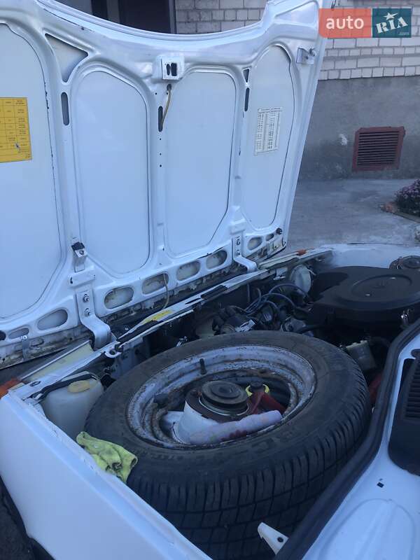 Хэтчбек ЗАЗ 1102 Таврия-Нова 2006 в Новоукраинке