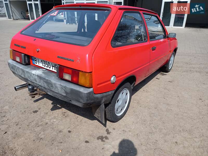 Хетчбек ЗАЗ 1102 Таврія-Нова 2001 в Краматорську