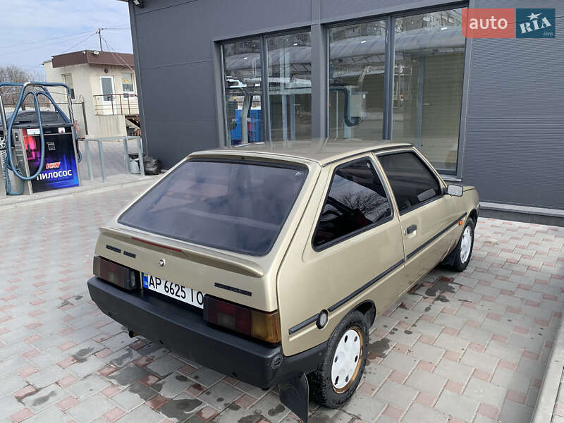 Хэтчбек ЗАЗ 1102 Таврия-Нова 2001 в Запорожье