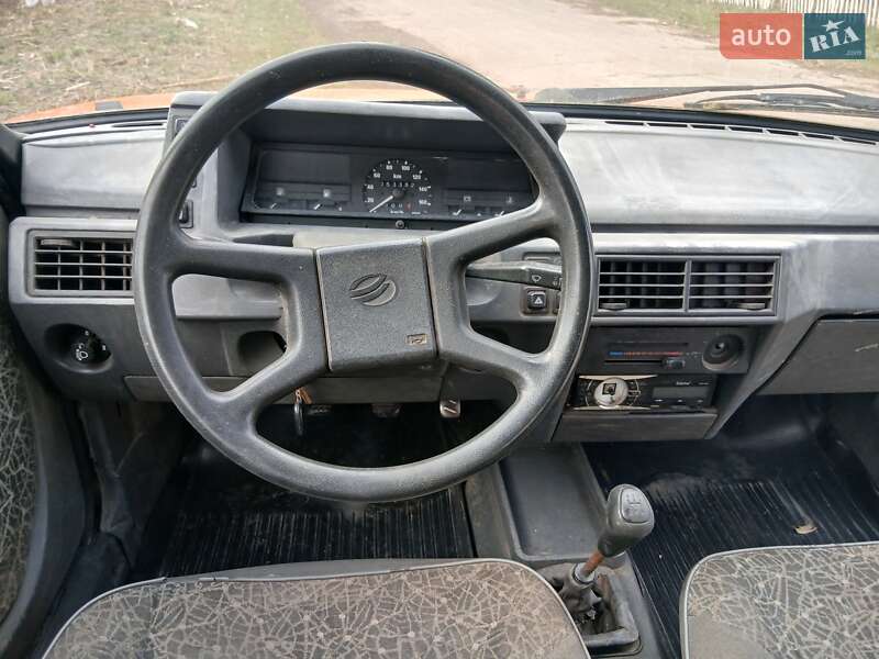 Хетчбек ЗАЗ 1102 Таврія-Нова 2004 в Озаринцях