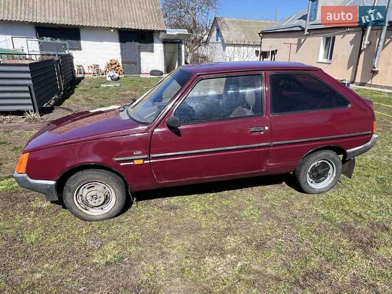 Хетчбек ЗАЗ 1102 Таврія-Нова 2004 в Яготині