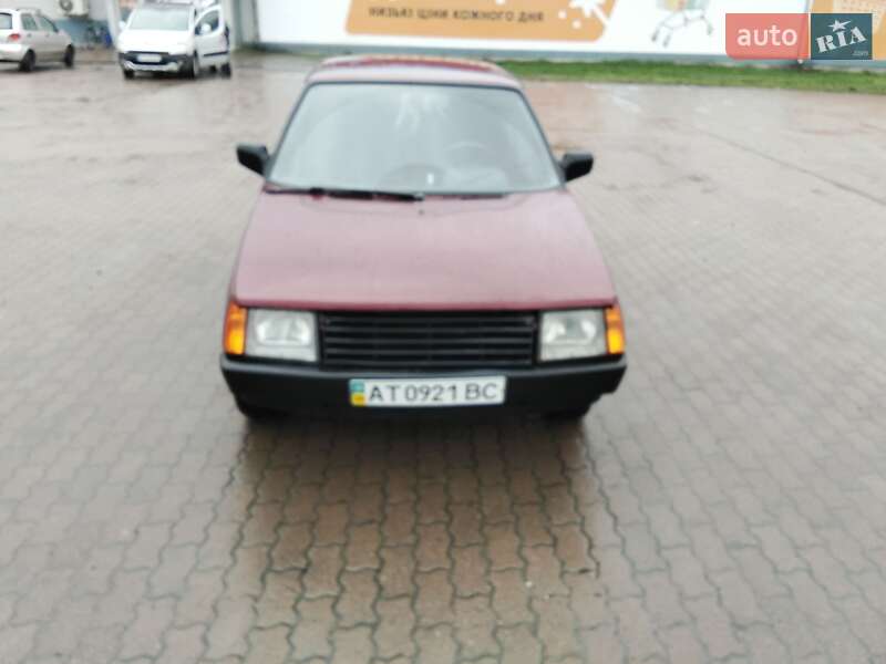 Хэтчбек ЗАЗ 1102 Таврия-Нова 1998 в Ивано-Франковске фото Хэтчбек ЗАЗ 1102 Таврия-Нова 1998 в Ивано-Франковске