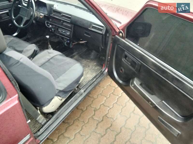 Хэтчбек ЗАЗ 1102 Таврия-Нова 1998 в Ивано-Франковске фото 7 Хэтчбек ЗАЗ 1102 Таврия-Нова 1998 в Ивано-Франковске