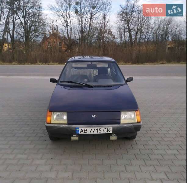 Хэтчбек ЗАЗ 1102 Таврия-Нова 2004 в 