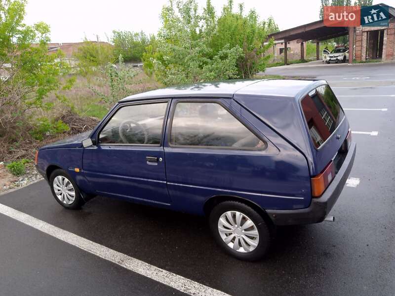 Хетчбек ЗАЗ 1102 Таврія-Нова 2002 в Чернігові