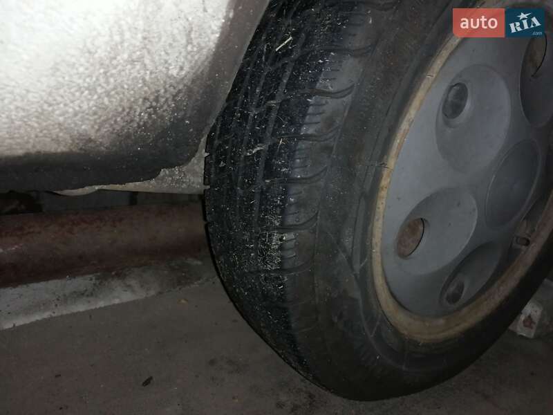 Хэтчбек ЗАЗ 1102 Таврия-Нова 2004 в Карловке