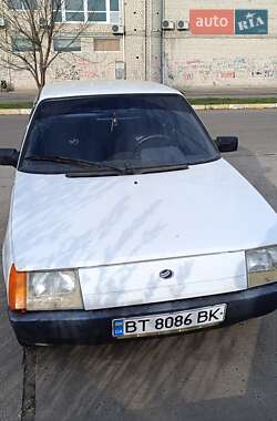 Хэтчбек ЗАЗ 1102 Таврия-Нова 2006 в 