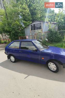 Хэтчбек ЗАЗ 1102 Таврия-Нова 2001 в 