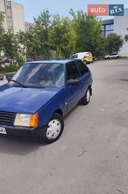 Хетчбек ЗАЗ 1102 Таврія-Нова 2001 в Львові