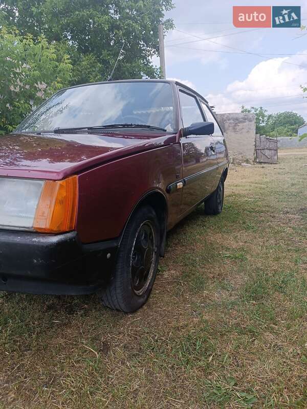 Хэтчбек ЗАЗ 1102 Таврия-Нова 1999 в Николаеве фото 2 Хэтчбек ЗАЗ 1102 Таврия-Нова 1999 в Николаеве