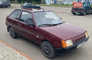 Хэтчбек ЗАЗ 1102 Таврия-Нова 2001 в Николаеве