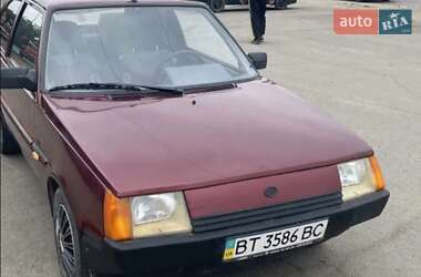 Хэтчбек ЗАЗ 1102 Таврия-Нова 2001 в 